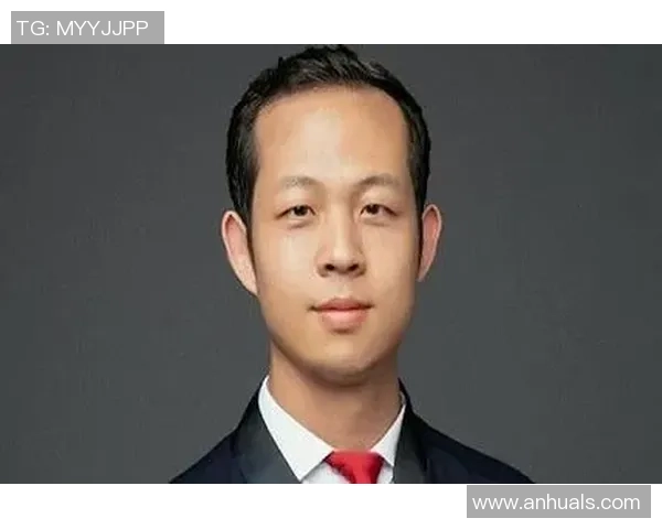 日本大聪明足球明星的传奇之路与辉煌成就解析