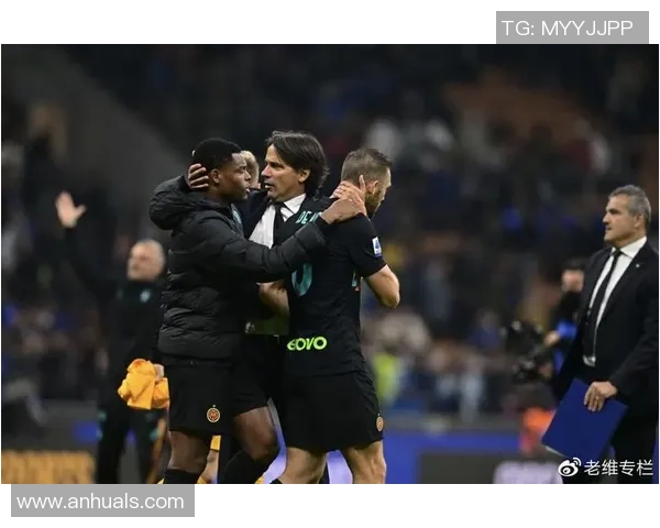 足球明星奢华消费背后的疯狂故事与社会影响探讨