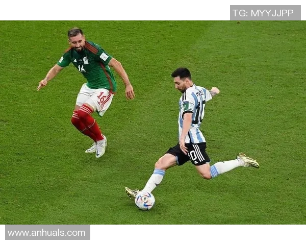 足球明星精彩瞬间集锦回顾让我们一起重温那些难忘的进球与瞬间