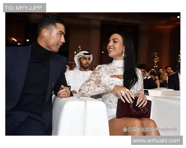 足球明星豪宅的奢华条件与生活品质探秘