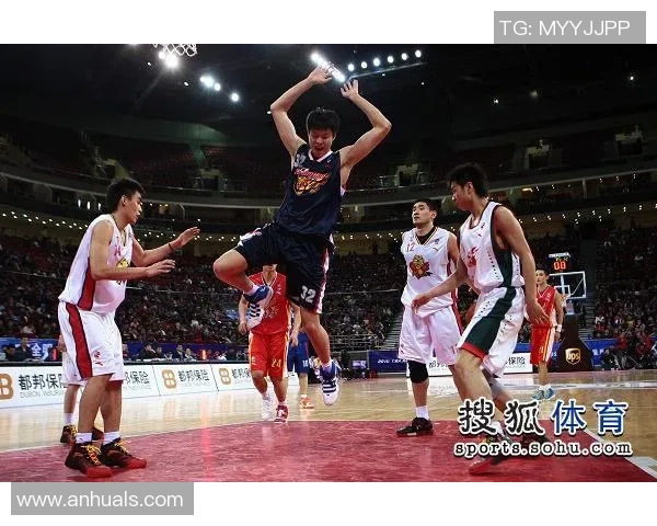 重庆篮球队与成都篮球队赛后复盘团队协作的精彩瞬间与战术分析