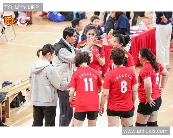 专业解读：上海排球队的边路渗透打法