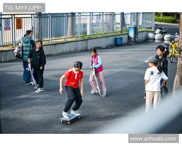 滑板战术：广州滑板队的包夹体系